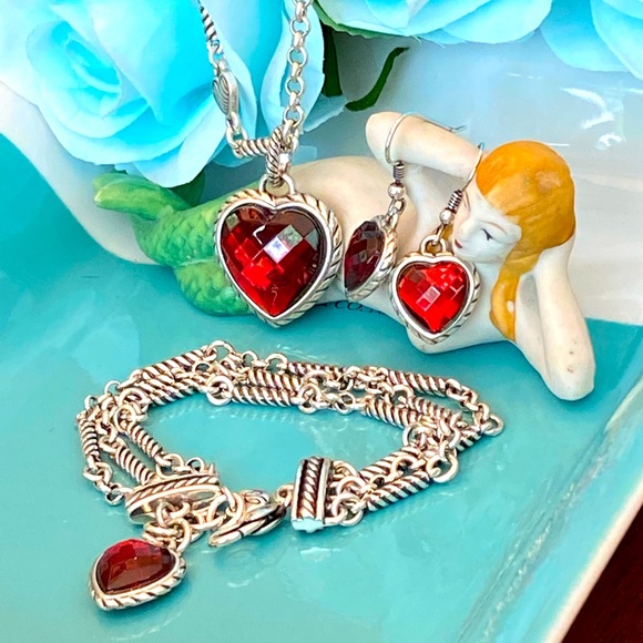 ⭐️SOLD⭐️Brighton NEWPORT Red Heart Swarovski Necklace Bracelet Earrings Silver - Picture 2 of 16
